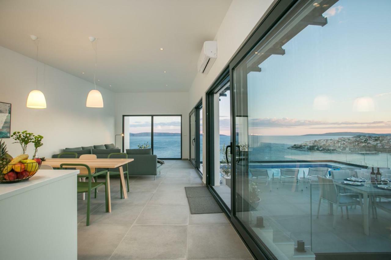 Holiday Home Olive Exclusive - 8 People, Heated Pool, Okrug Gornji, Sea View Trogir Kültér fotó