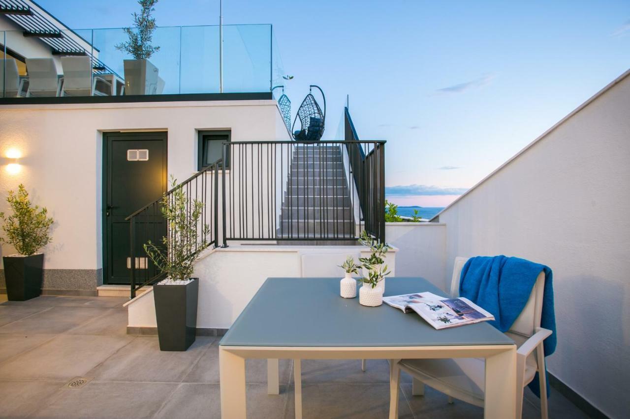 Holiday Home Olive Exclusive - 8 People, Heated Pool, Okrug Gornji, Sea View Trogir Kültér fotó