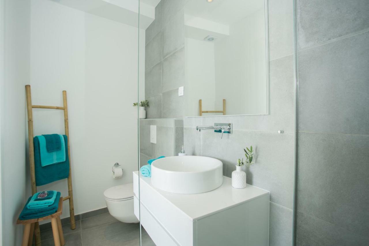 Holiday Home Olive Exclusive - 8 People, Heated Pool, Okrug Gornji, Sea View Trogir Kültér fotó