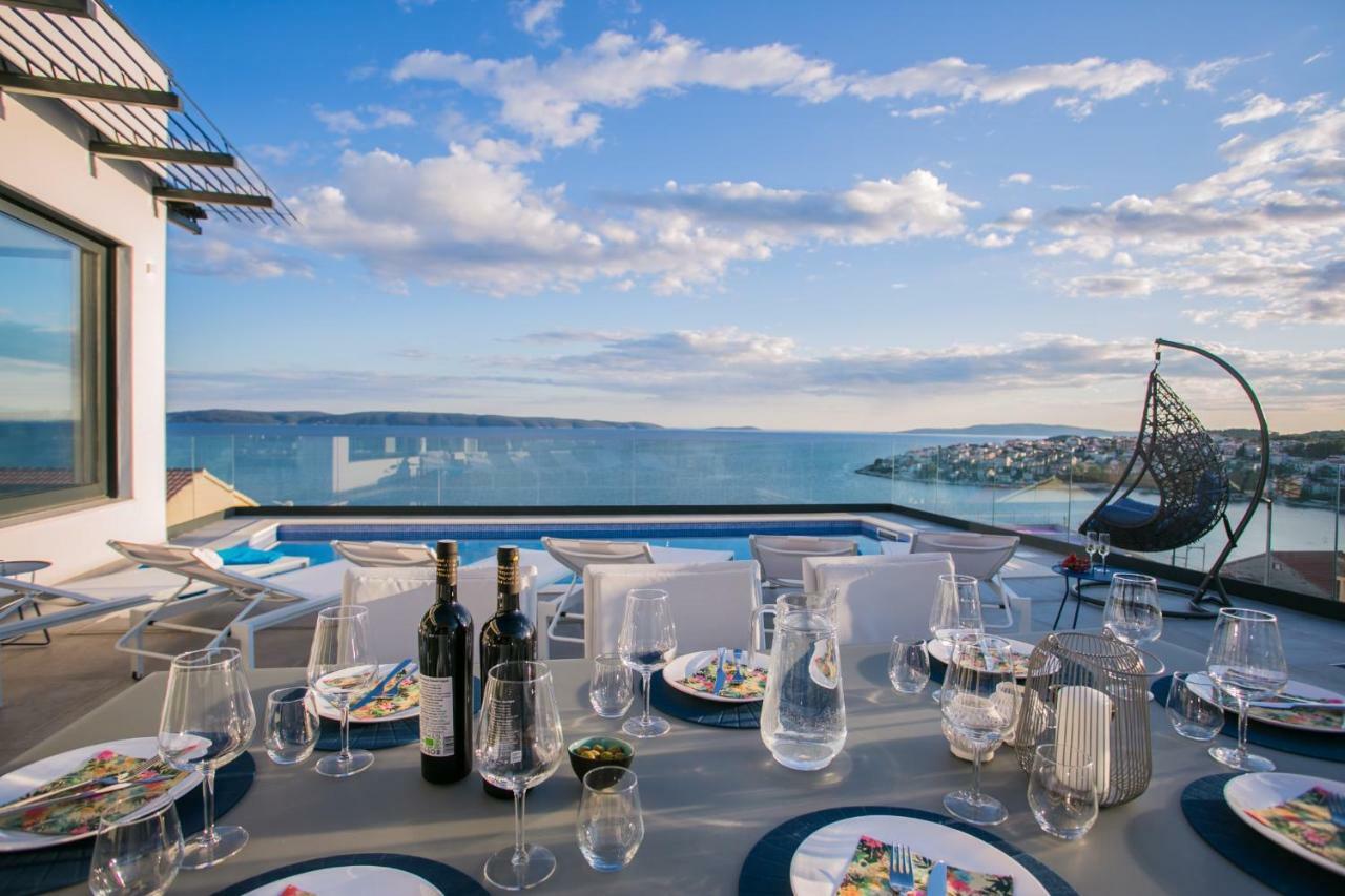 Holiday Home Olive Exclusive - 8 People, Heated Pool, Okrug Gornji, Sea View Trogir Kültér fotó