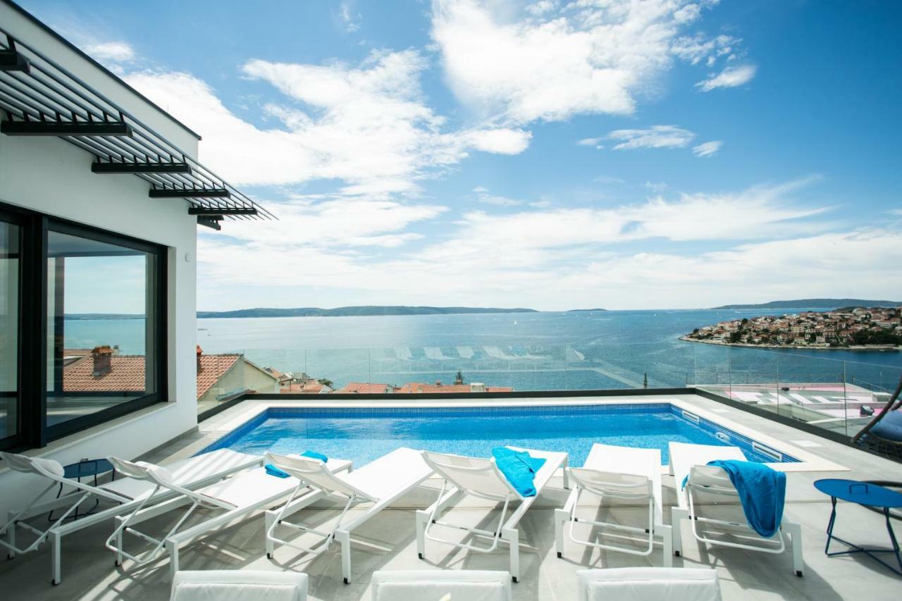 Holiday Home Olive Exclusive - 8 People, Heated Pool, Okrug Gornji, Sea View Trogir Kültér fotó